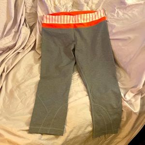 Lululemon crops 🐥🌻